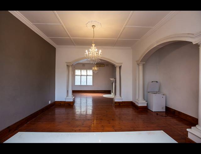 3 BEDROOM MAISONETTE FOR SALE IN MUSGRAVE